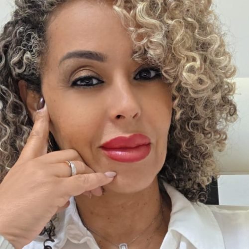 A Geometria das Emoções: Raquel Stewart e a Arte de Transformar Espaços em Destinos