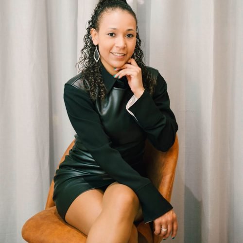 A Engenharia da Resiliência: Fabiana Andrade e a Humanização da Mobilidade Global na Diplomacia Civil